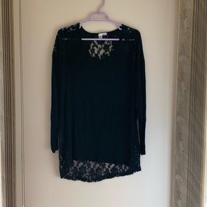 Long tee shirt with lace